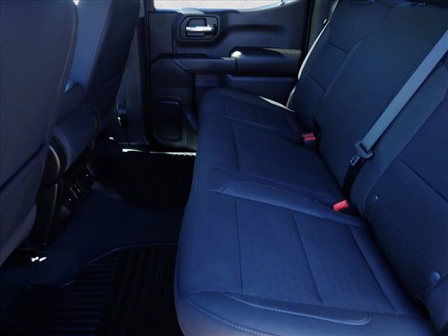 Used 2025 Chevrolet Silverado 1500 Custom Trail Boss w/ Turbomax Blackout Package AWD/4WD image 9
