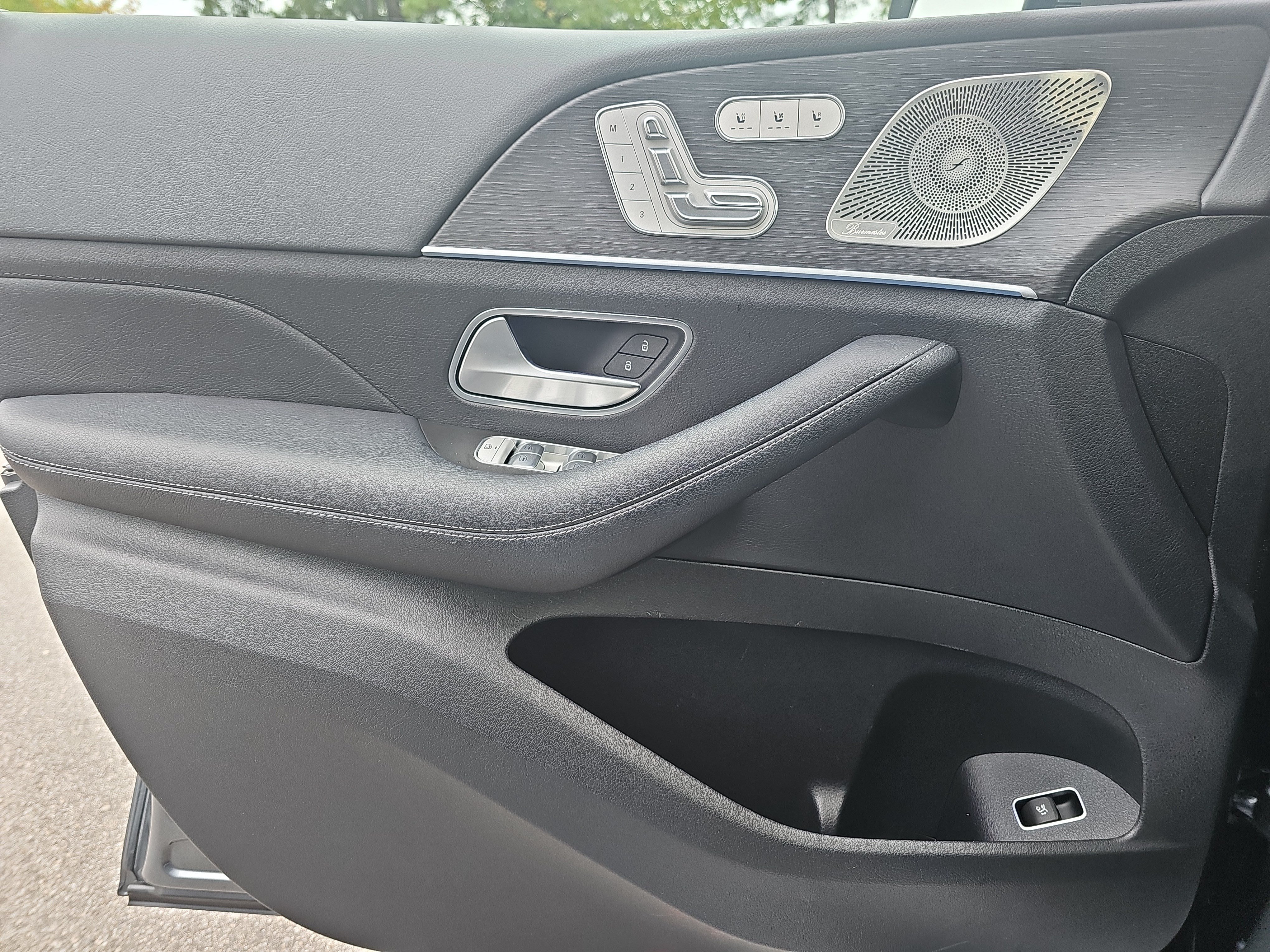 Certified 2024 Mercedes-Benz GLS 450 4MATIC image 30