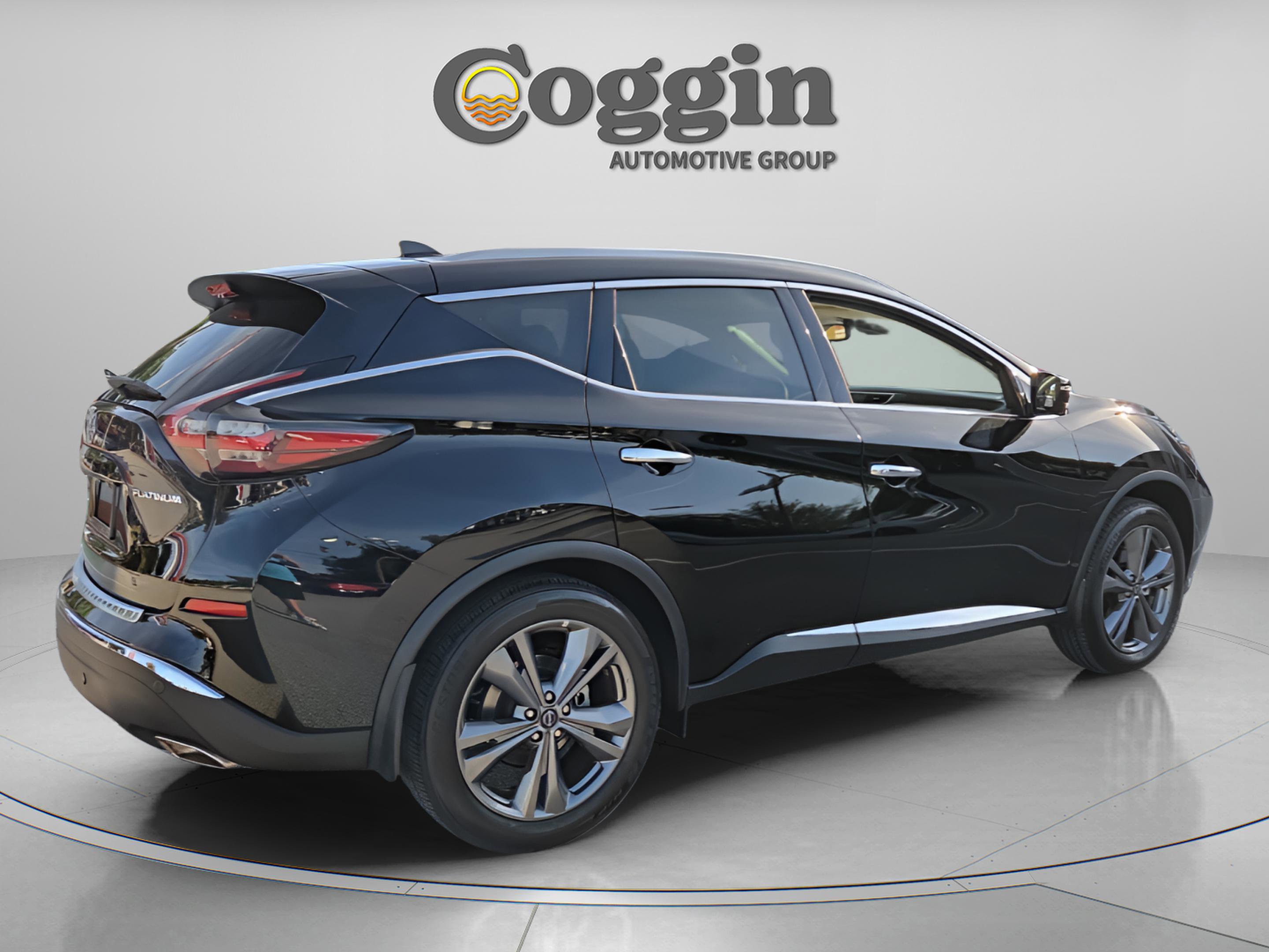Used 2023 Nissan Murano Platinum w/ Cargo Package FWD image 5