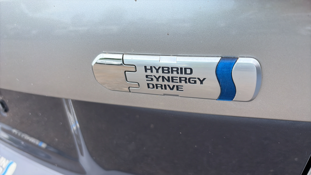Used 2015 Toyota Prius Prime Plug-In Hybrid FWD image 25