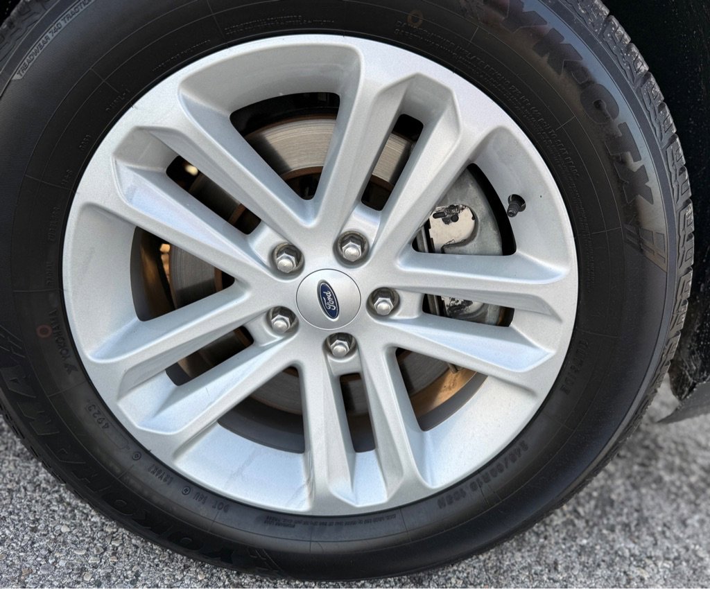 Used 2013 Ford Explorer XLT FWD image 23