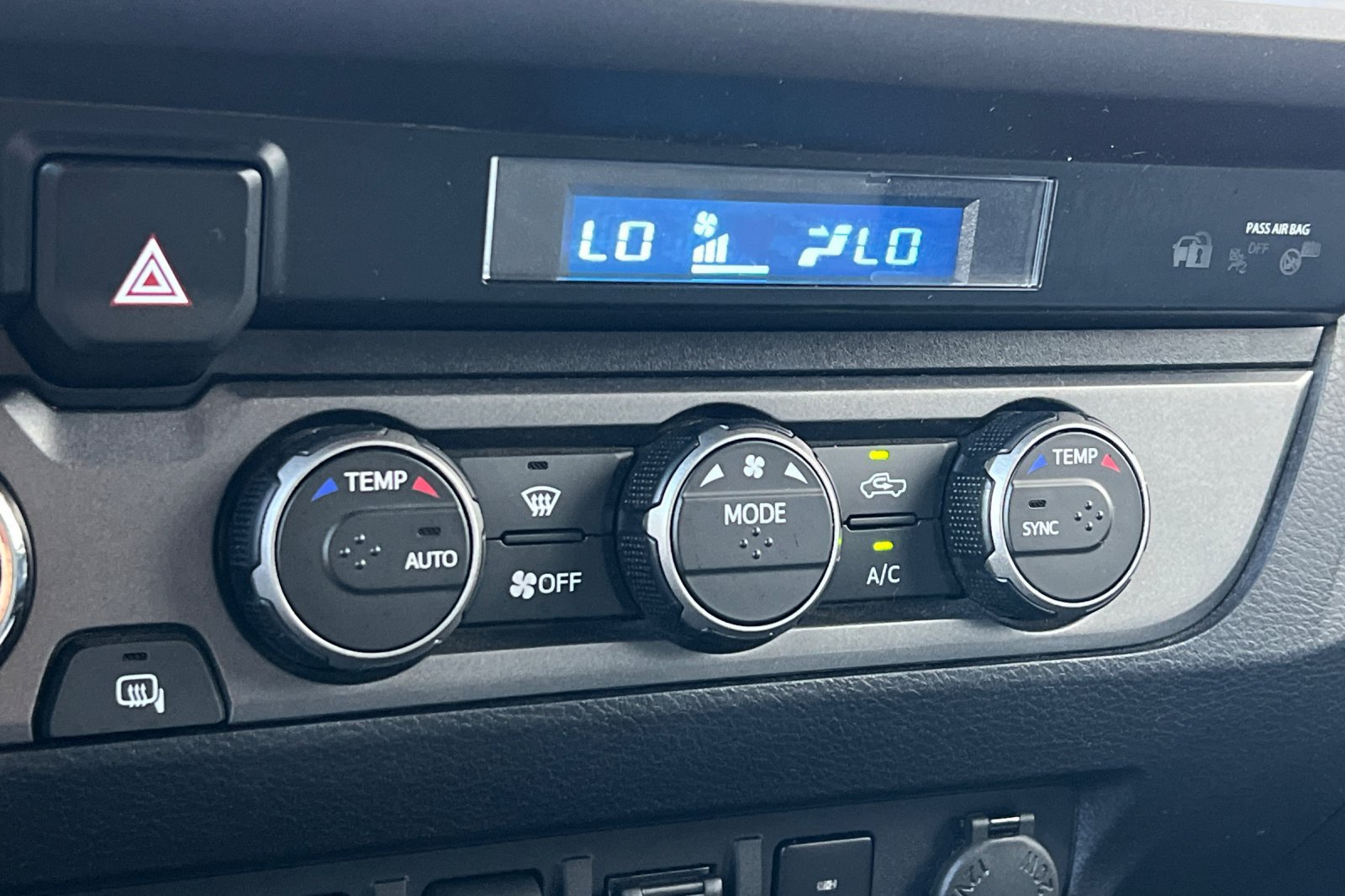 Used 2022 Toyota Tacoma 4x4 Double Cab image 19