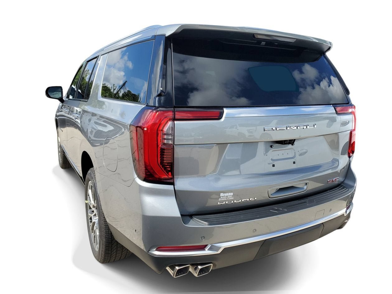 New 2026 GMC Yukon XL Denali w/ Denali Reserve Package AWD/4WD image 4