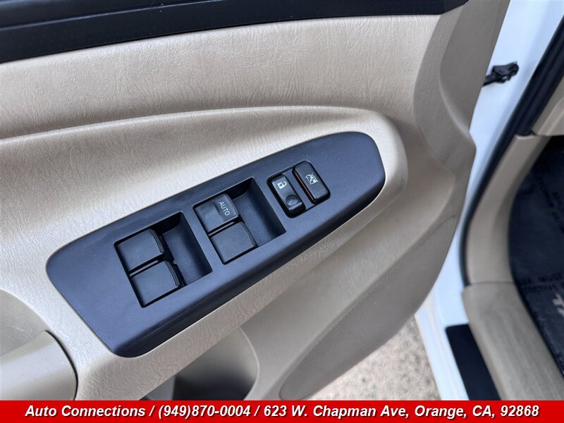 Used 2013 Toyota Tacoma PreRunner w/ SR5 Pkg RWD image 20