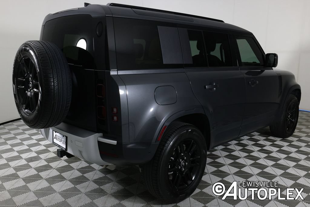 Used 2025 Land Rover Defender 110 S AWD/4WD image 5