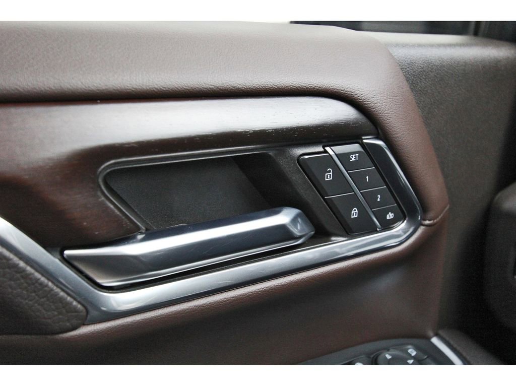 Used 2024 GMC Sierra 2500 Denali w/ Denali Reserve Package image 18