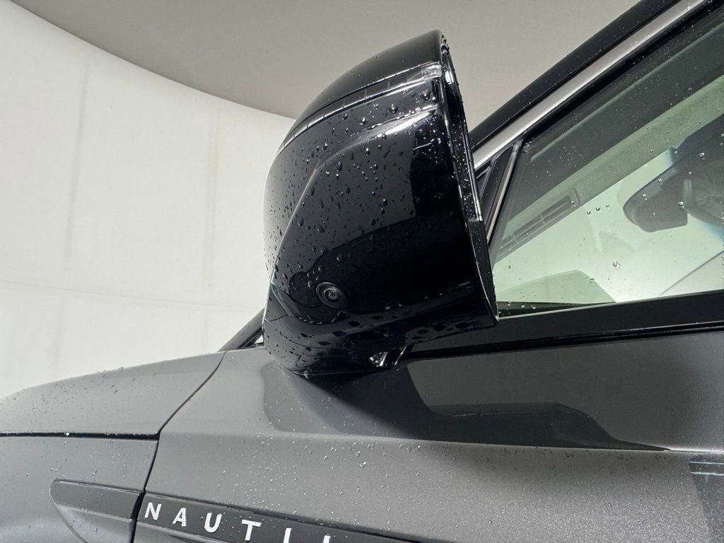 New 2024 Lincoln Nautilus Black Label w/ Jet Appearance Package (87T) image 14