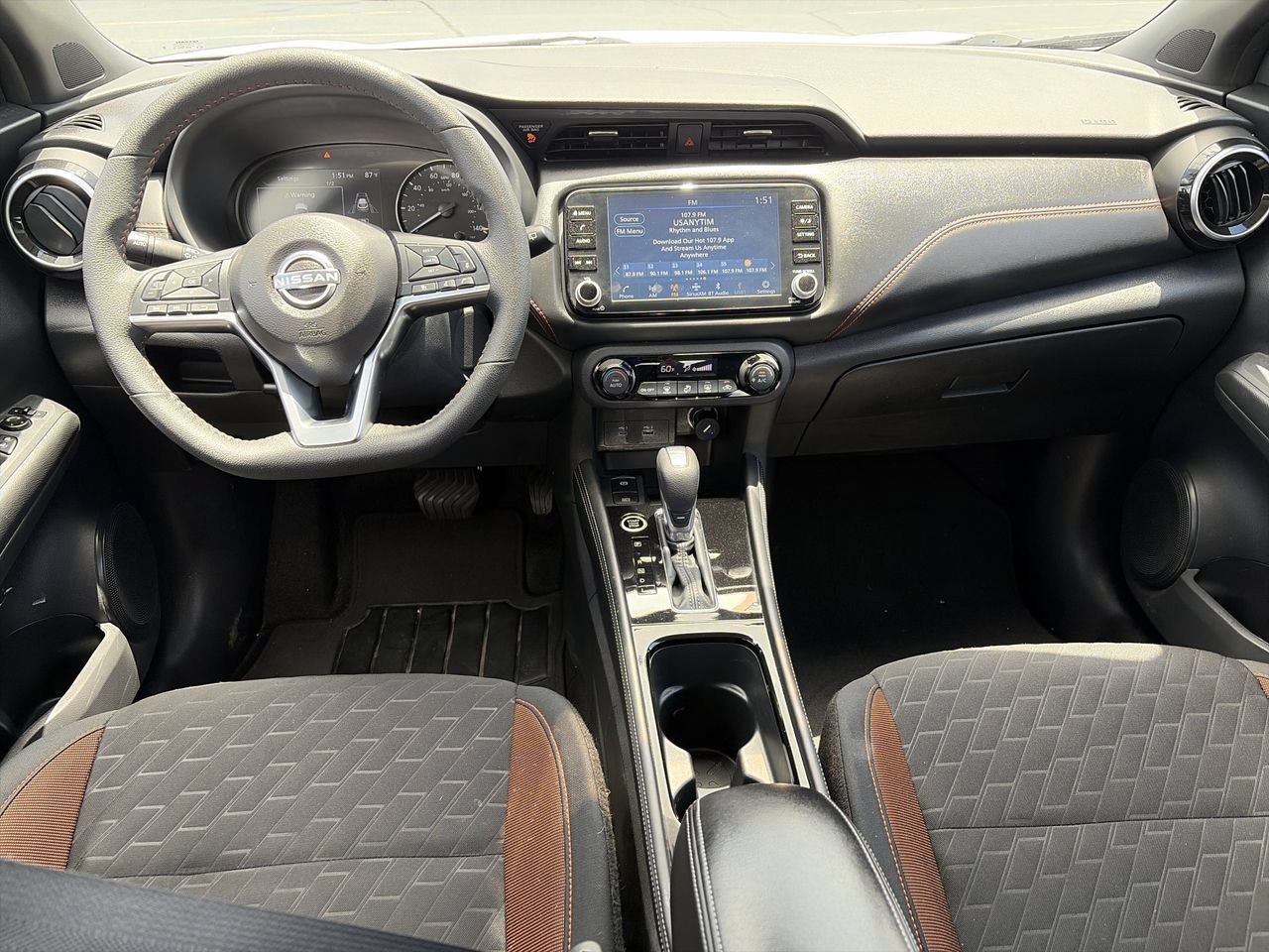 Certified 2024 Nissan Kicks SR FWD image 9