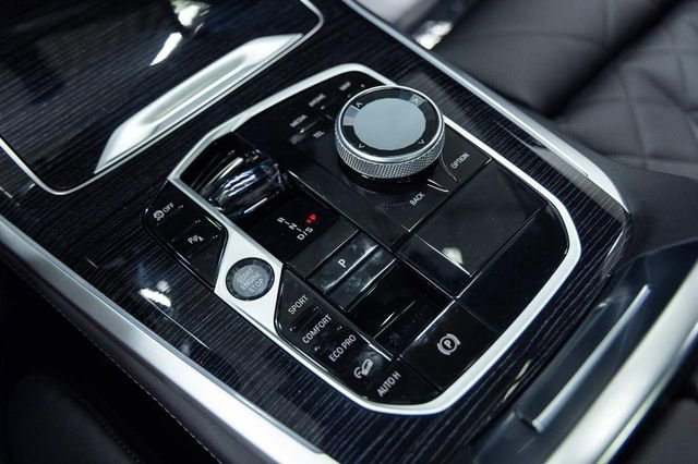 New 2026 BMW X5 xDrive40i w/ Executive Package image 21