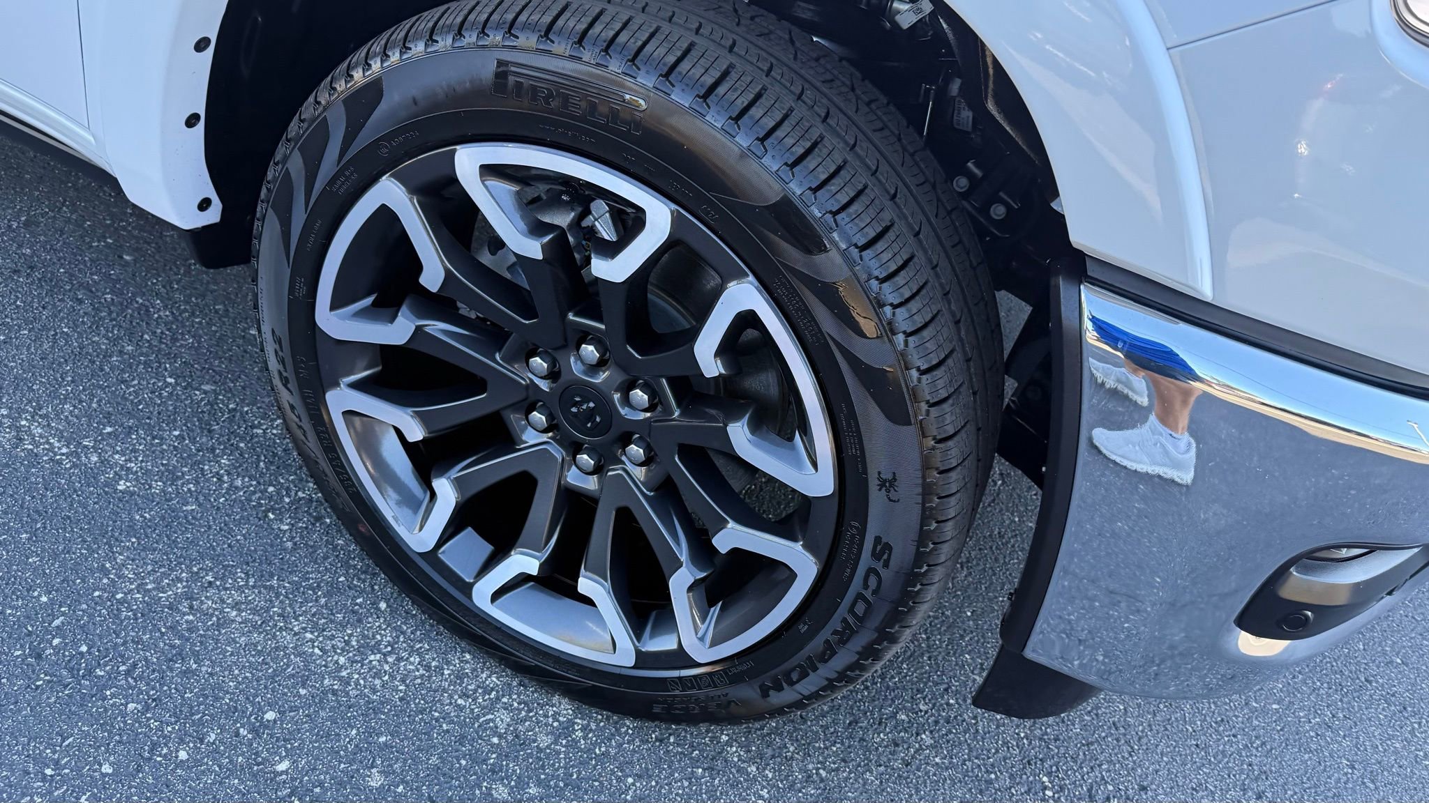 Used 2025 RAM 1500 Limited w/ Bed Utility Group image 16