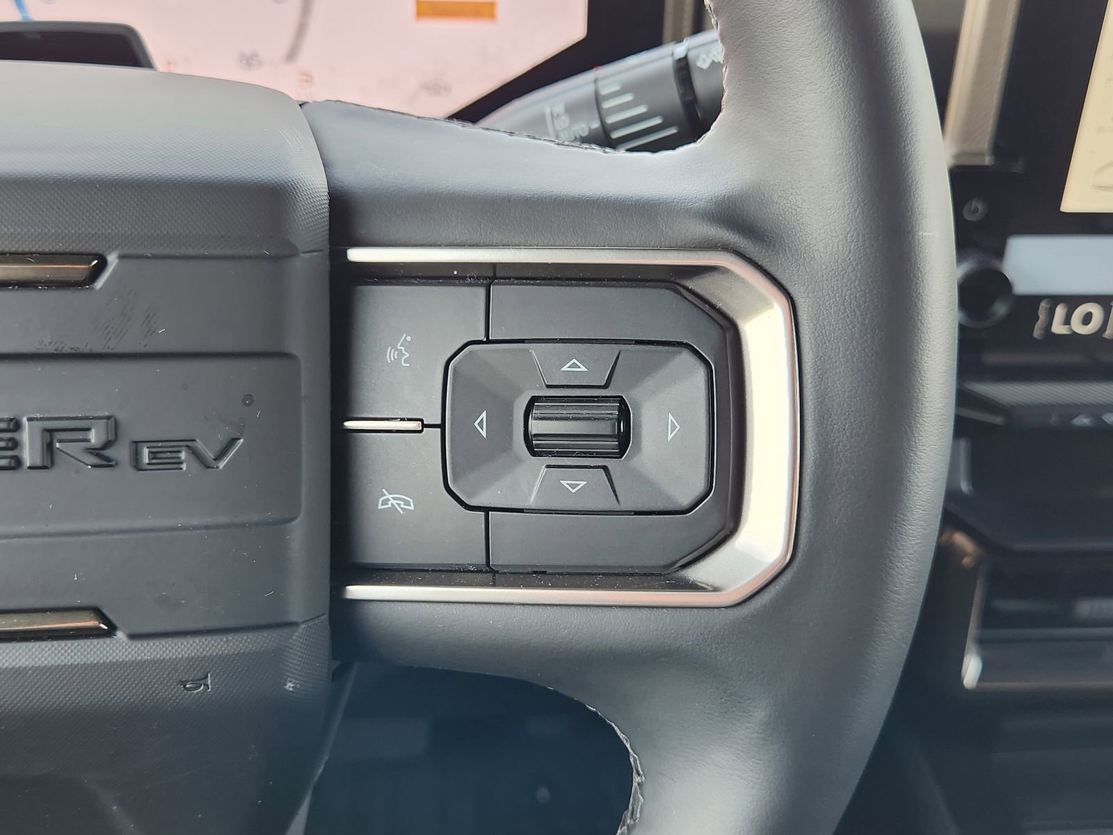 New 2025 GMC Hummer EV 2X image 33