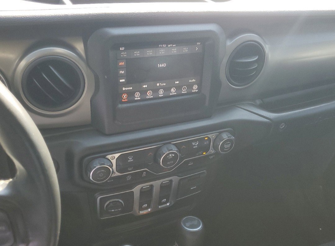 Used 2021 Jeep Wrangler Sport S image 21