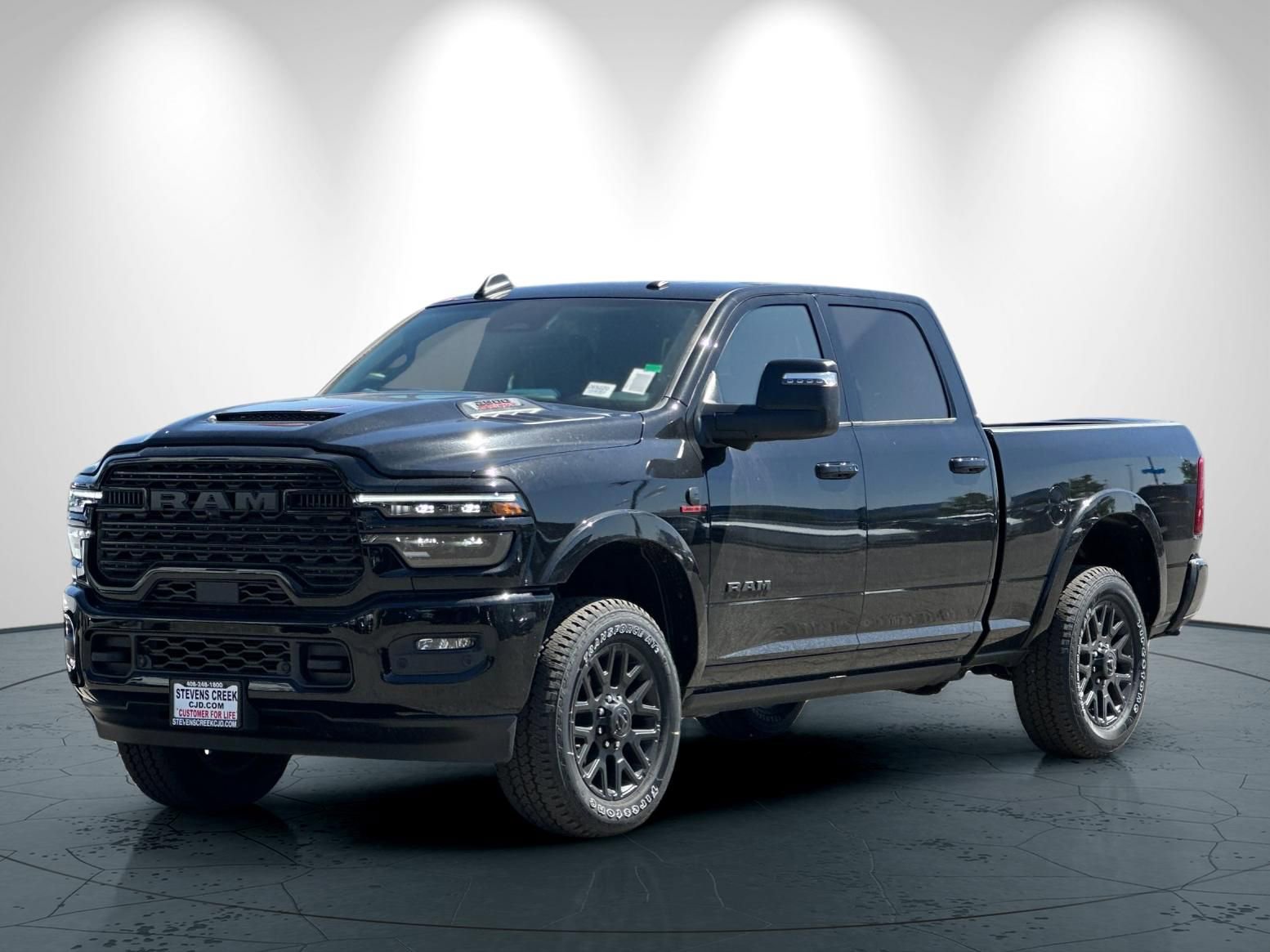 New 2026 RAM 2500 Limited AWD/4WD image 8