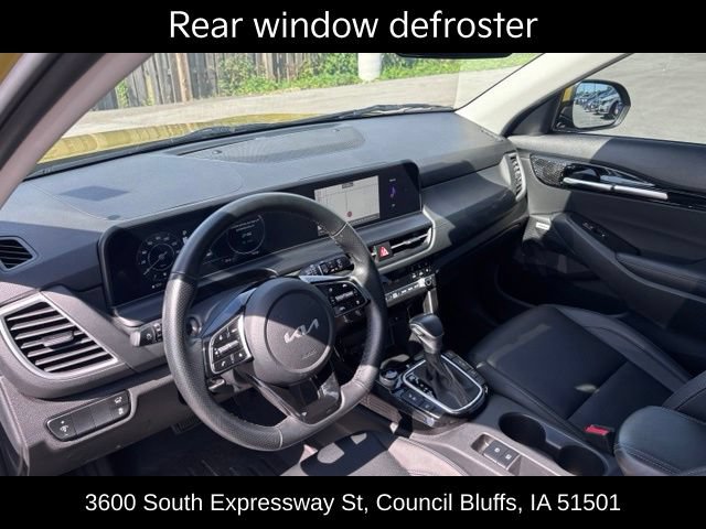 Used 2024 Kia Seltos SX w/ SX Sunroof Package AWD/4WD image 21