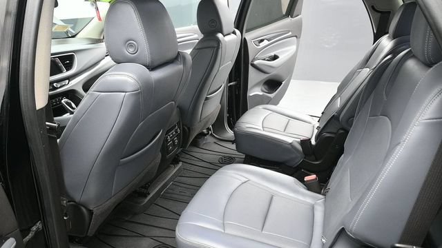 Used 2020 Buick Enclave Essence w/ Sound and Sites Package AWD/4WD image 11