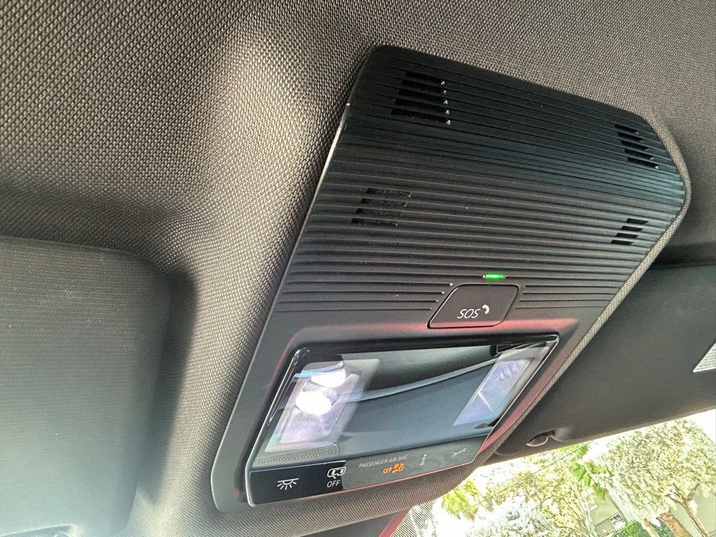 Used 2024 Volkswagen Atlas Cross Sport SE image 26