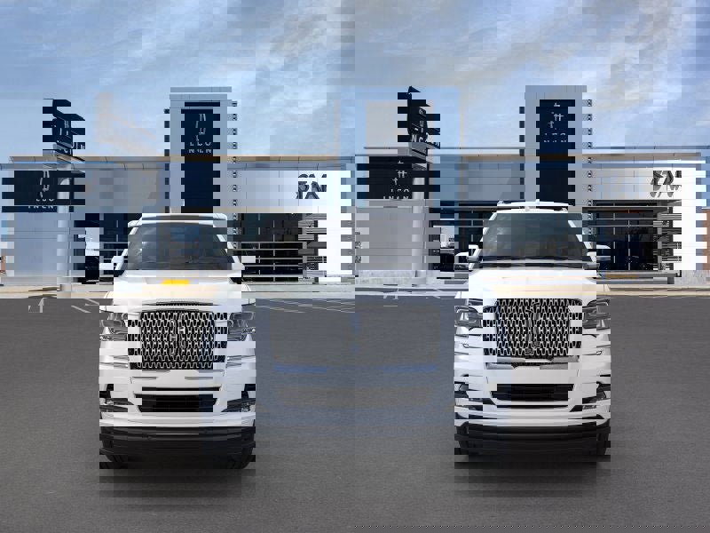 New 2023 Lincoln Navigator L Reserve image 6