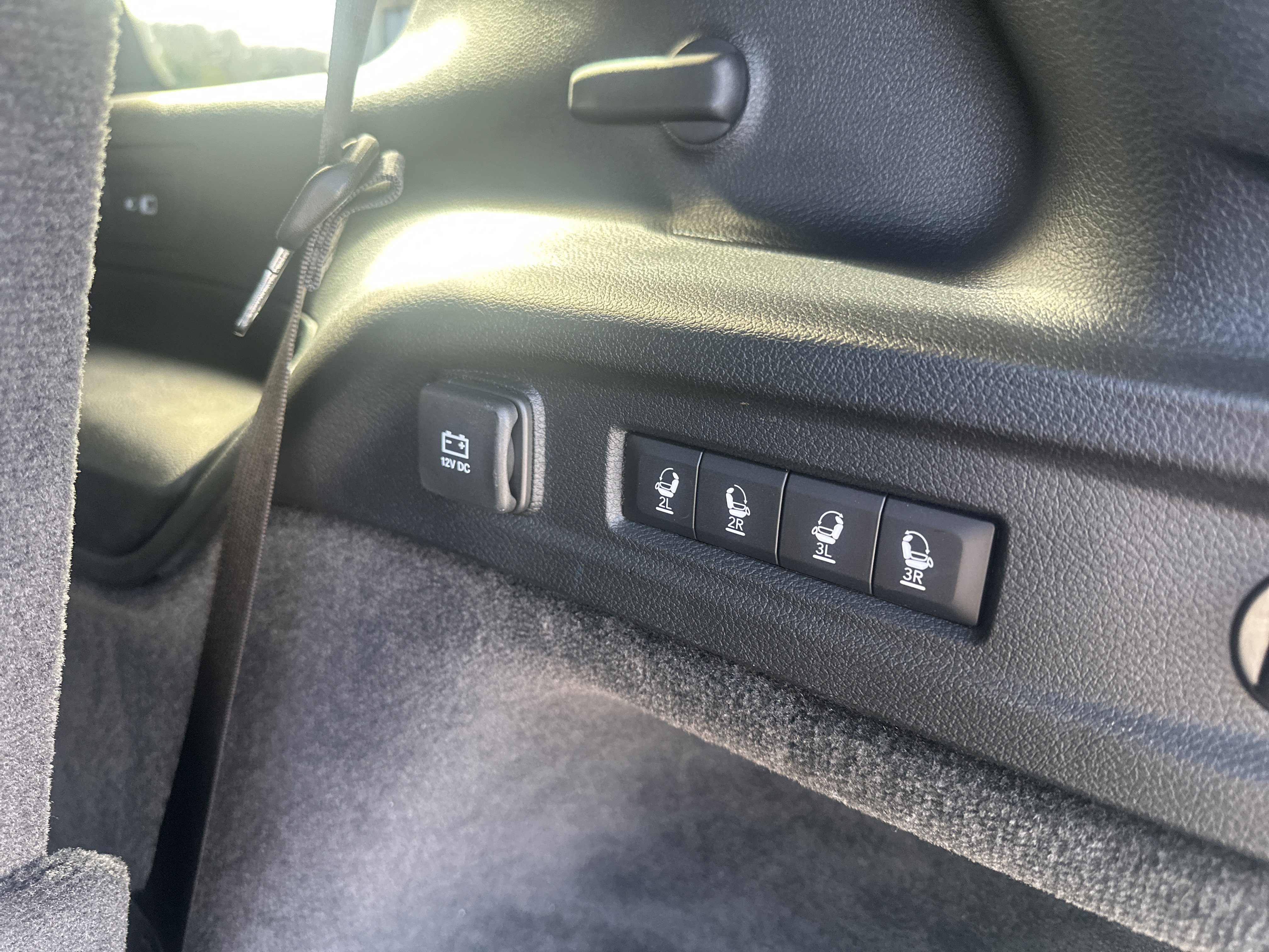 Used 2021 Jeep Grand Cherokee L Summit w/ Luxury Tech Group V image 24