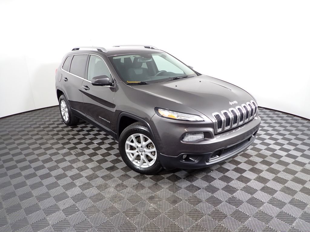 Used 2014 Jeep Cherokee Latitude w/ Cold Weather Group image 6