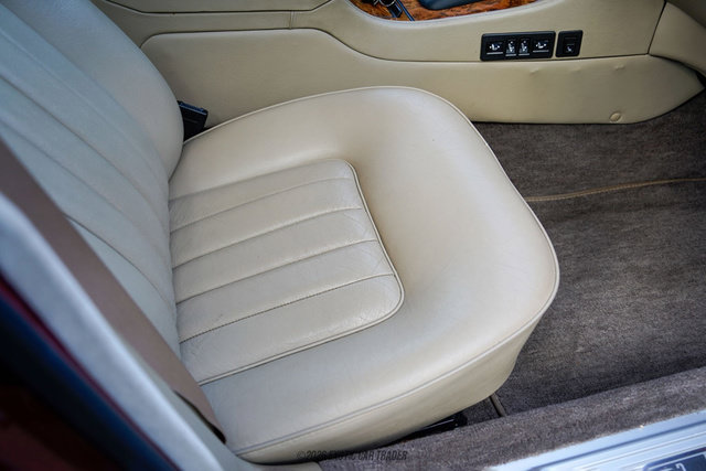 Used 1988 Jaguar XJ Vanden Plas RWD image 42