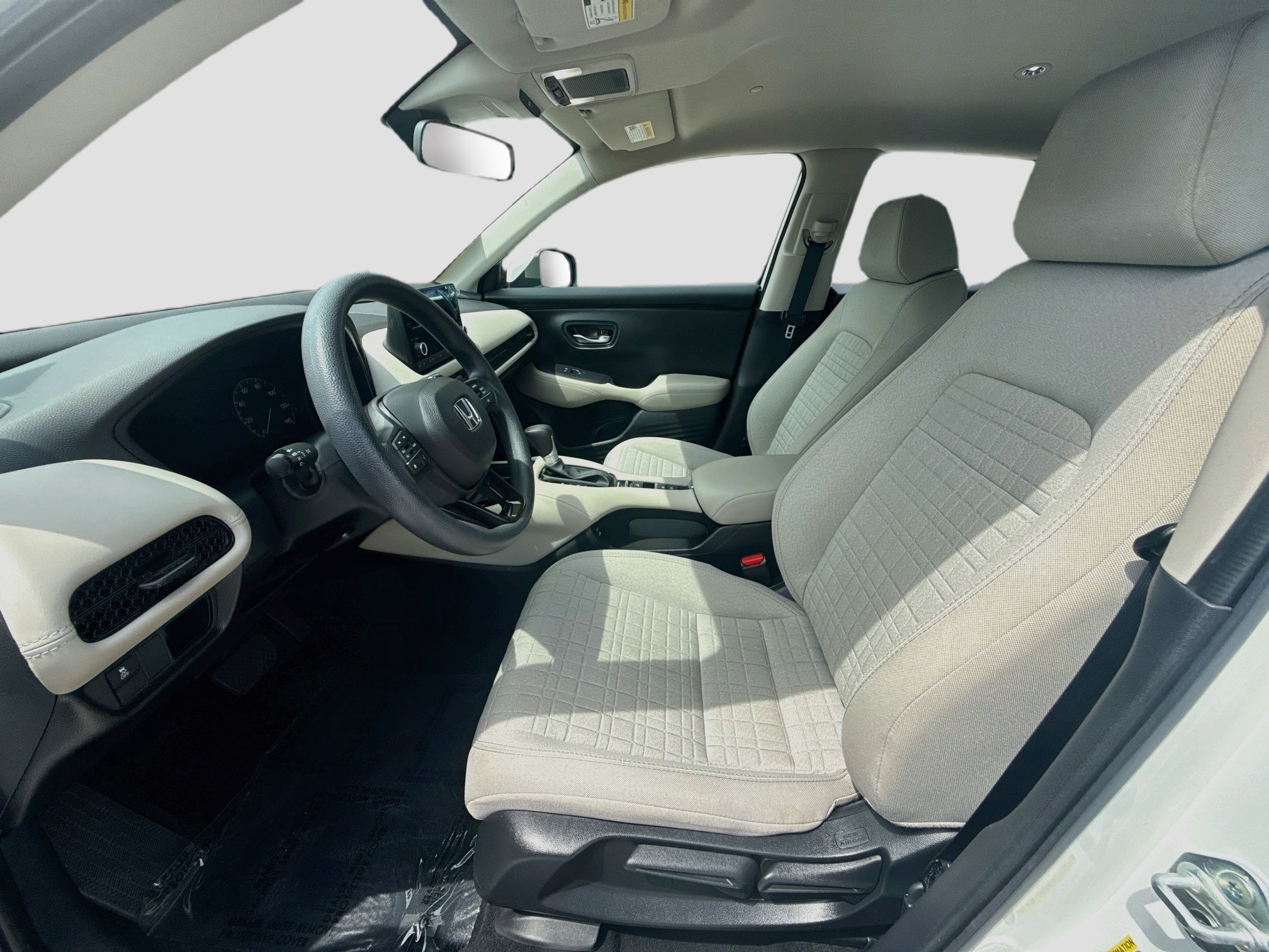 Certified 2025 Honda HR-V LX image 18