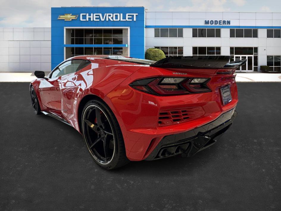 Used 2025 Chevrolet Corvette E-Ray w/ Battery Protection Package image 3