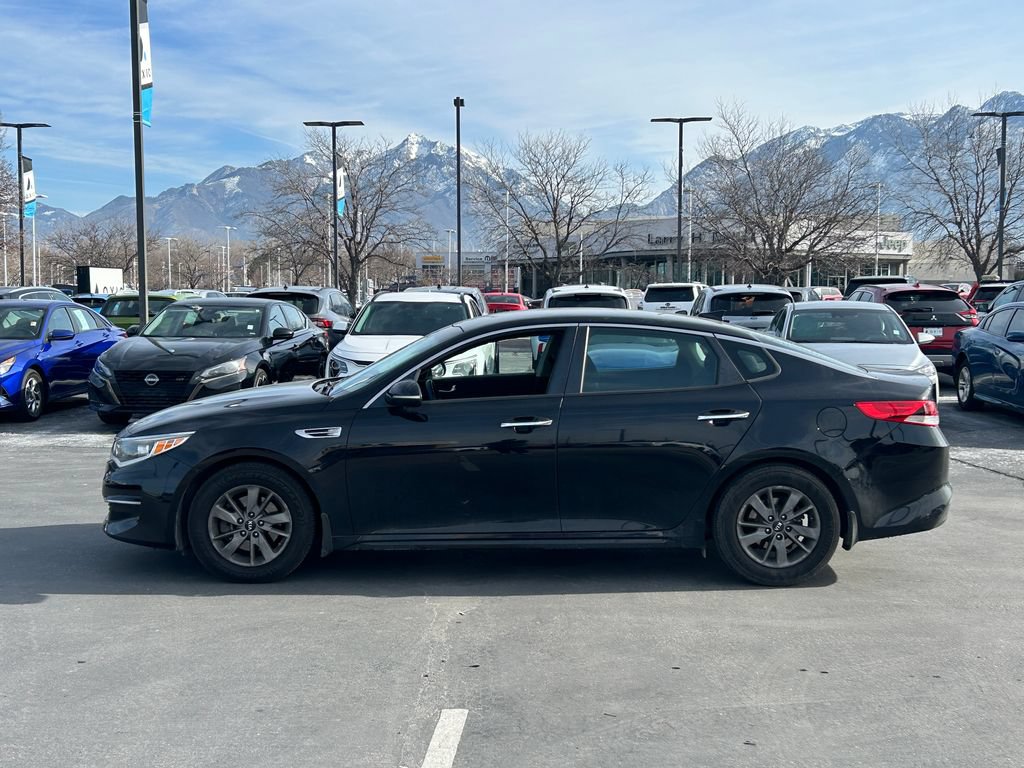 Used 2016 Kia Optima LX FWD image 8