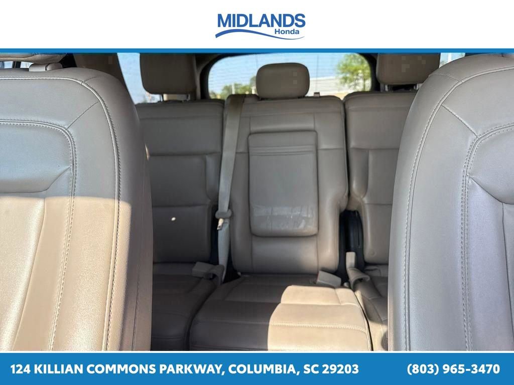 Used 2023 Ford Explorer XLT w/ Equipment Group 202A RWD image 34