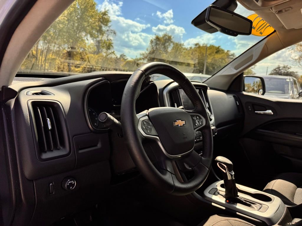 Used 2022 Chevrolet Colorado LT w/ Fleet Safety Package image 32