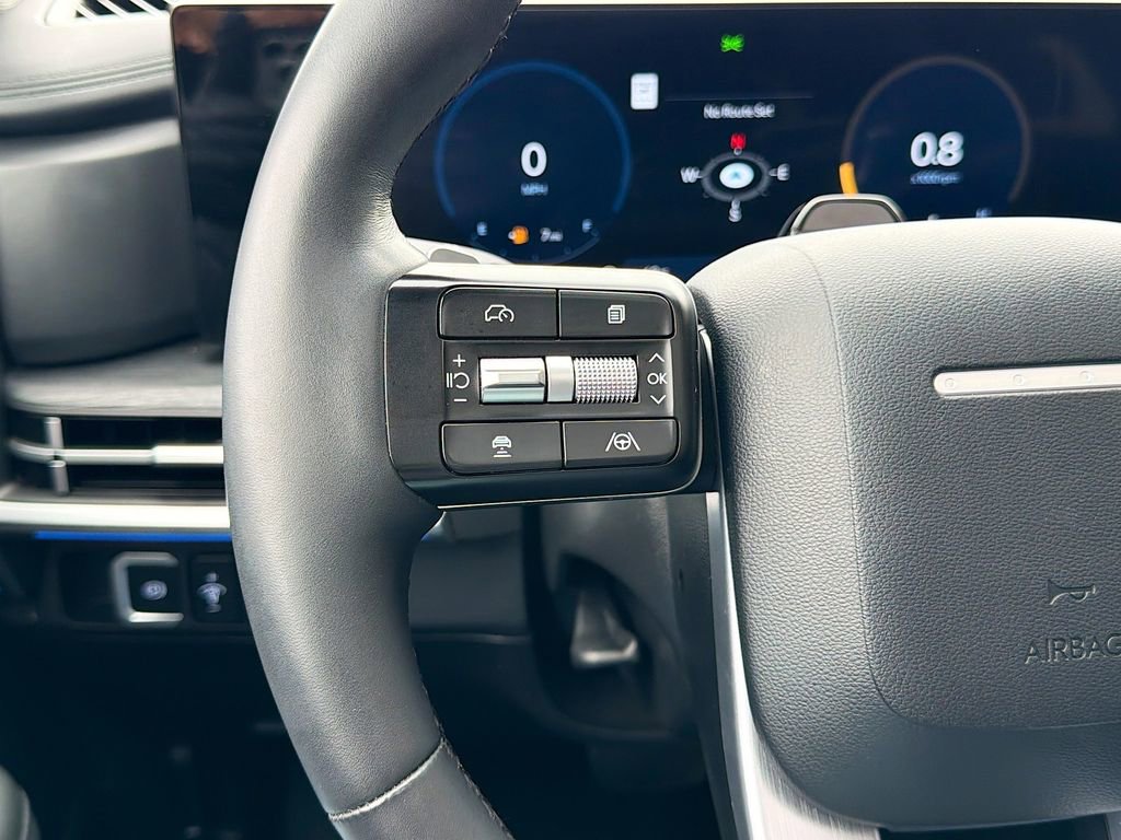 Used 2025 Hyundai Santa Fe Limited image 39