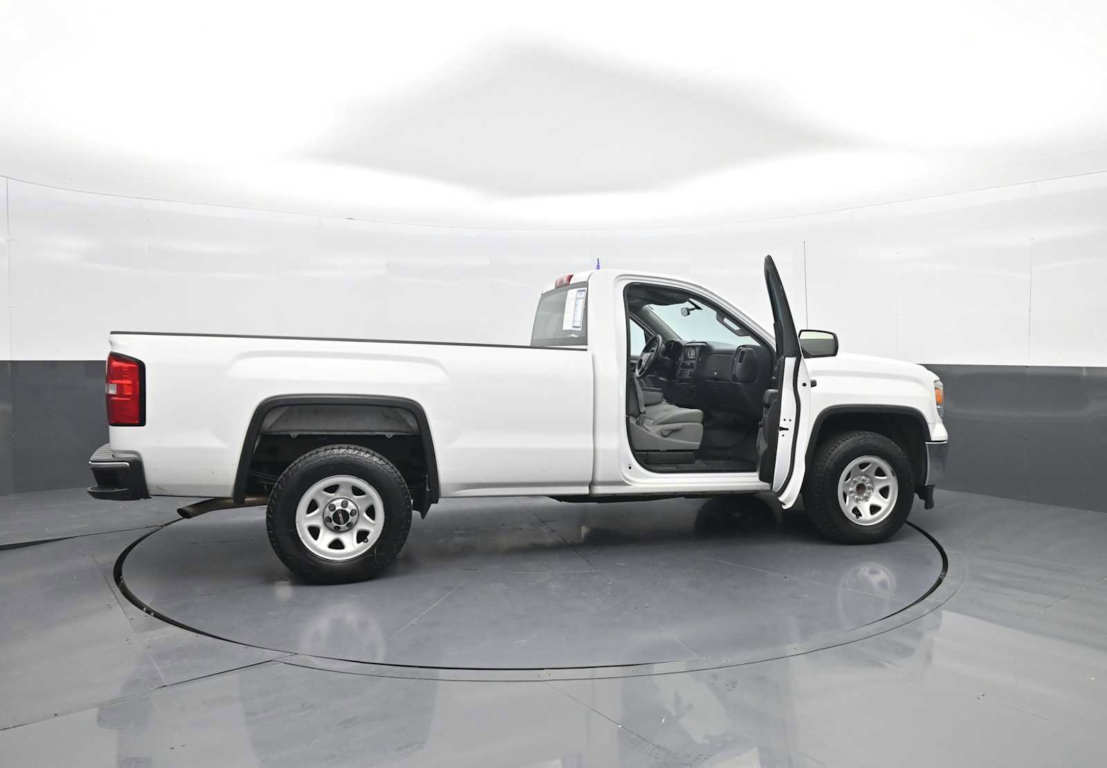 Used 2015 GMC Sierra 1500 2WD Regular Cab image 39