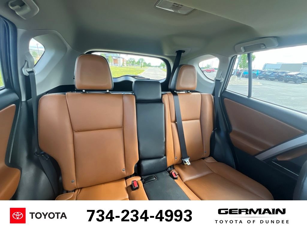 Used 2016 Toyota RAV4 Limited AWD/4WD image 27