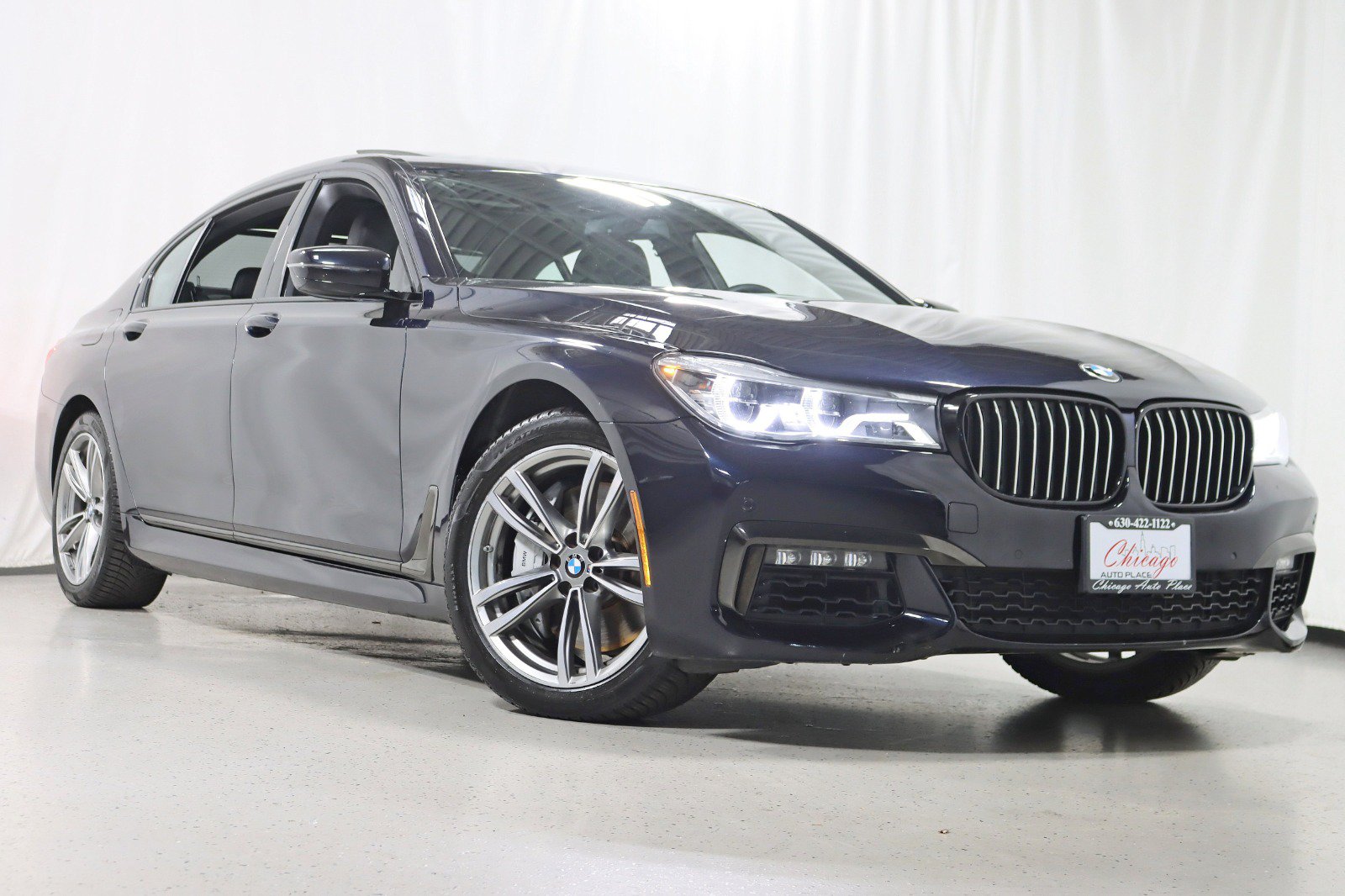 Used 2019 BMW 750i xDrive w/ M Sport Package AWD/4WD image 6