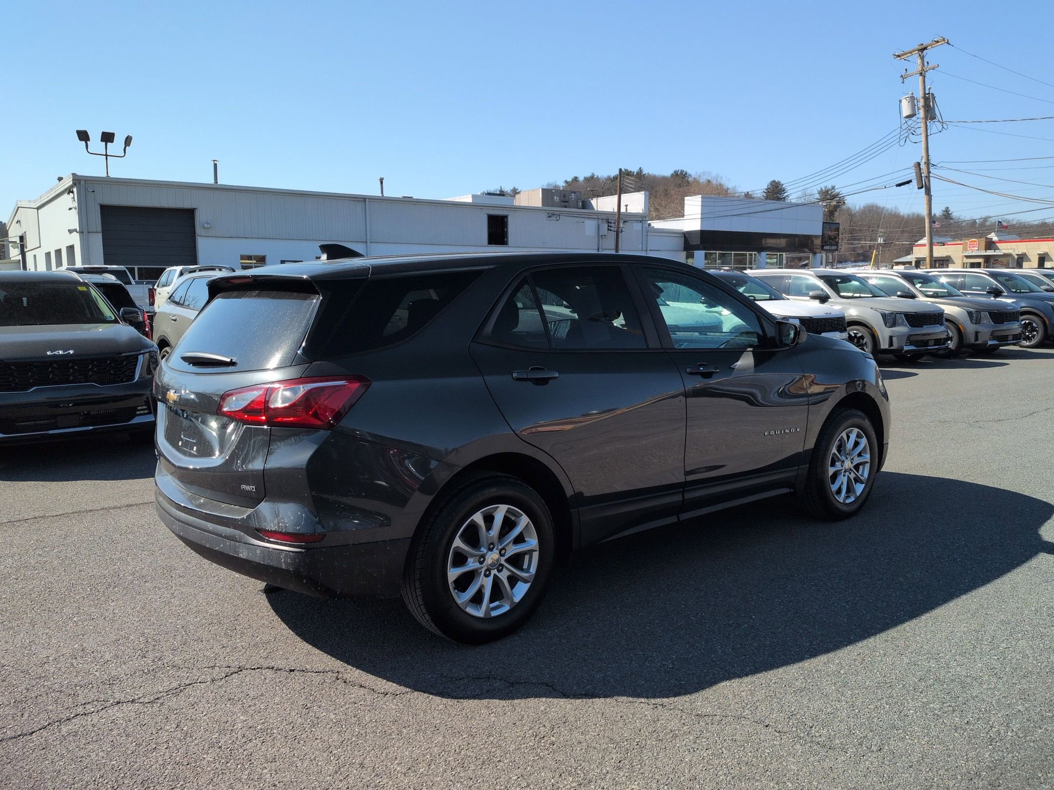 Used 2021 Chevrolet Equinox LS w/ LS Convenience Package image 5