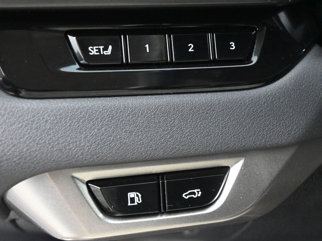 Used 2023 Lexus RX 350 Premium Plus w/ Accessory Package (Z1) image 5