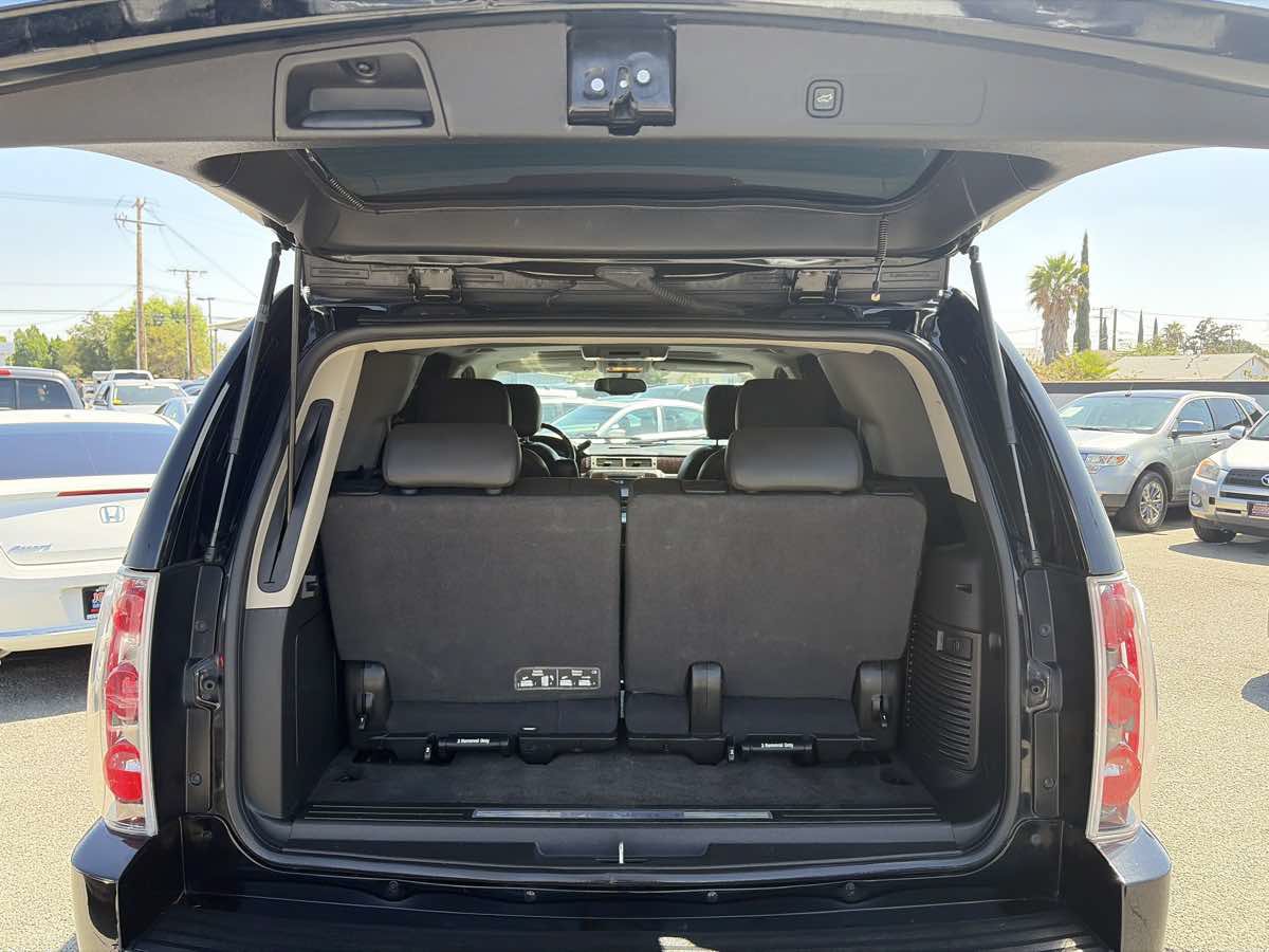 Used 2014 GMC Yukon Denali AWD/4WD image 22