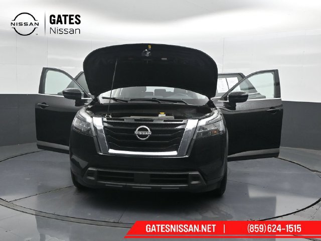 Used 2024 Nissan Pathfinder SV AWD/4WD image 57