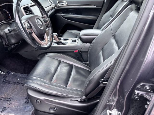 Used 2017 Jeep Grand Cherokee Limited image 10