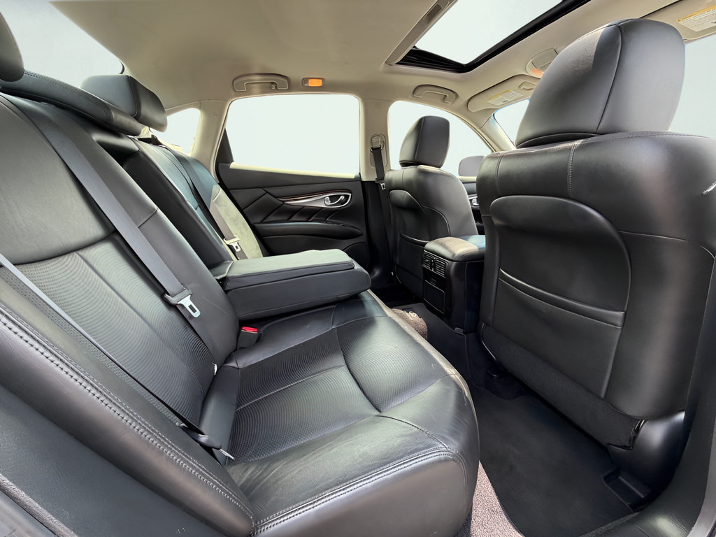 Used 2012 INFINITI M35 w/ Premium Pkg RWD image 23