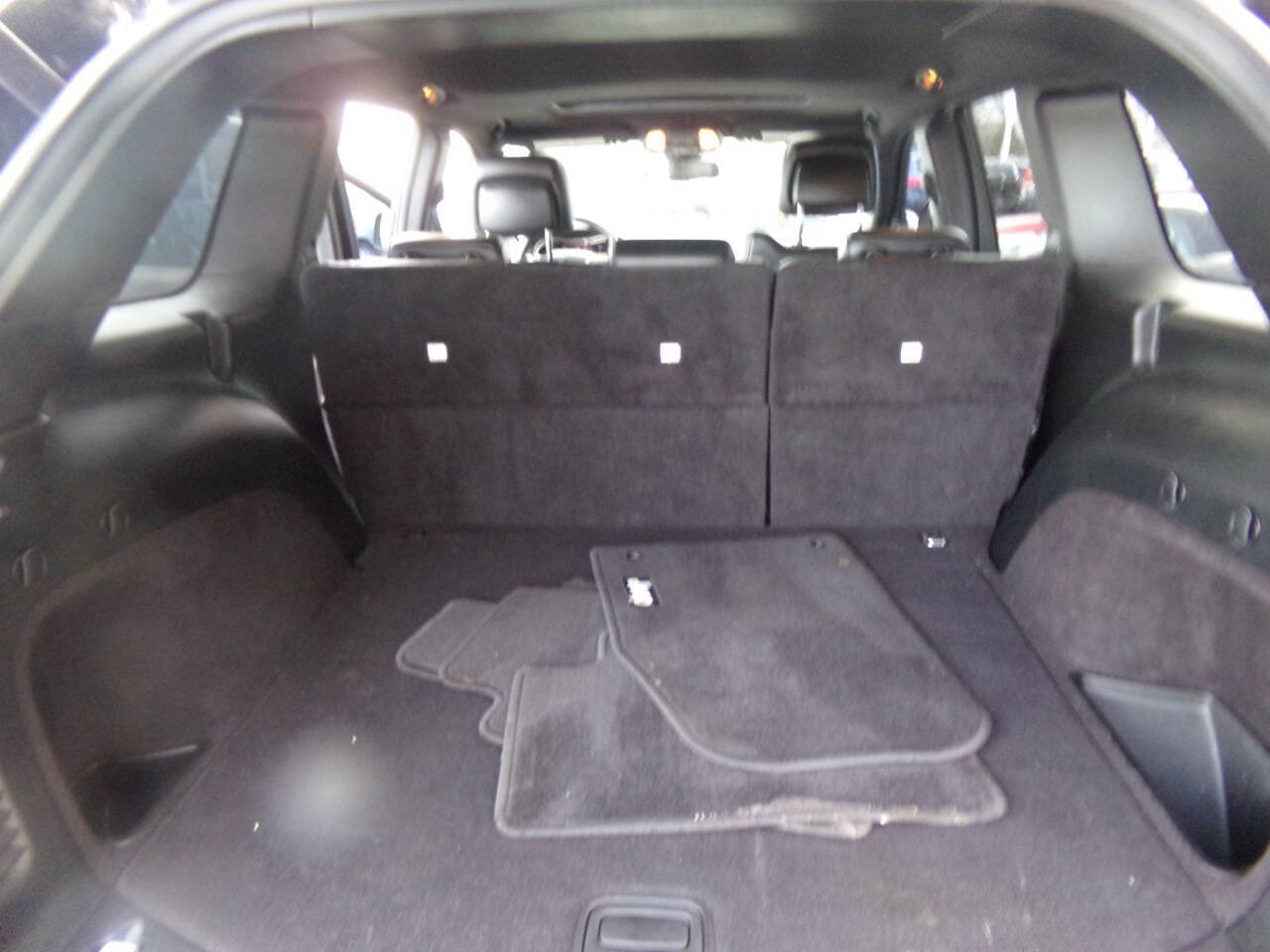 Used 2014 Jeep Grand Cherokee Altitude AWD/4WD image 17