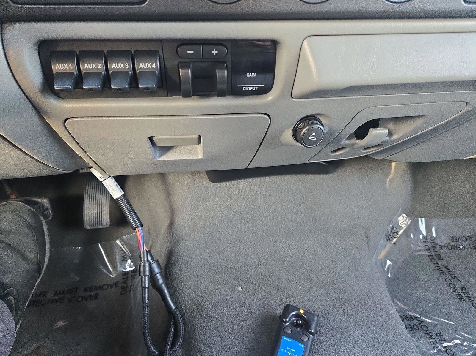 Used 2006 Ford F250 XL image 15