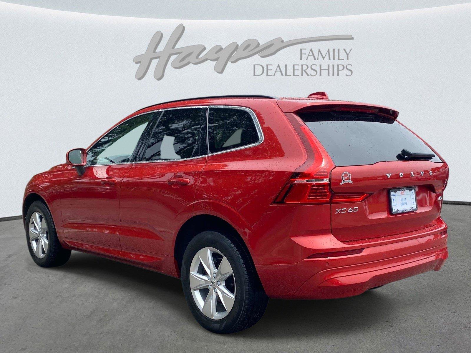 Used 2022 Volvo XC60 B5 Momentum AWD/4WD image 9