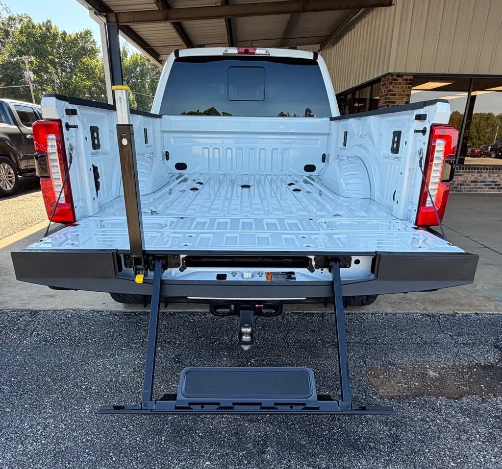 Used 2026 Ford F250 King Ranch w/ Chrome Package AWD/4WD image 15