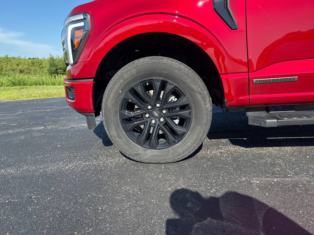 Used 2025 Ford F150 Lariat w/ Equipment Group 502A High AWD/4WD image 32