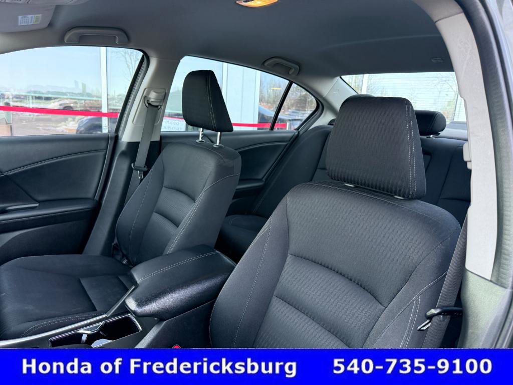 Used 2015 Honda Accord Sport image 25