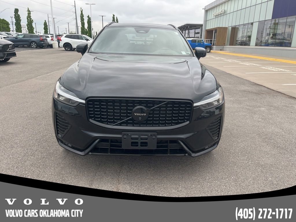 Used 2024 Volvo XC60 B5 Ultimate w/ Climate Package AWD/4WD image 2