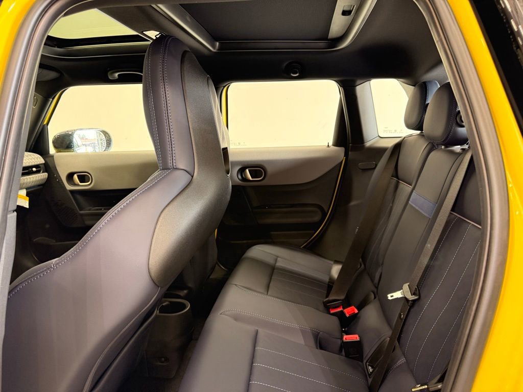 Certified 2025 MINI Cooper S image 21