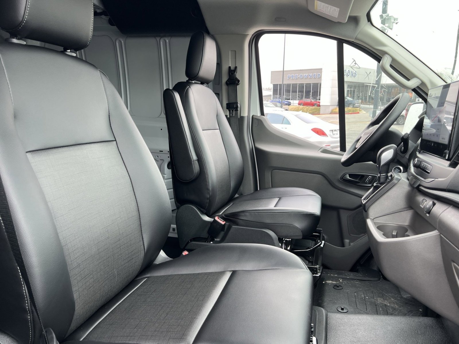 New 2026 Ford Transit 150 Low Roof image 24