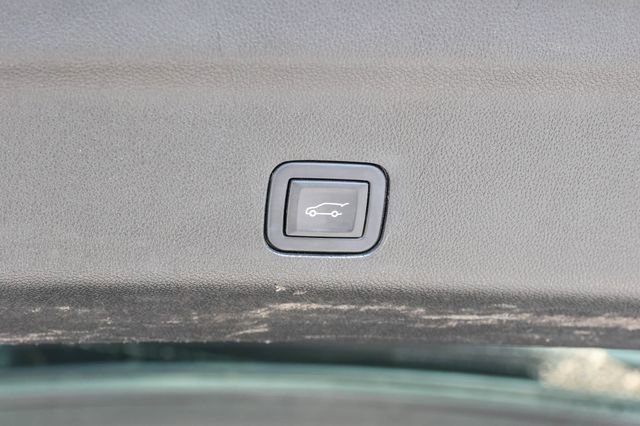 Used 2024 GMC Yukon AT4 w/ LPO, Floor Liner Package AWD/4WD image 7