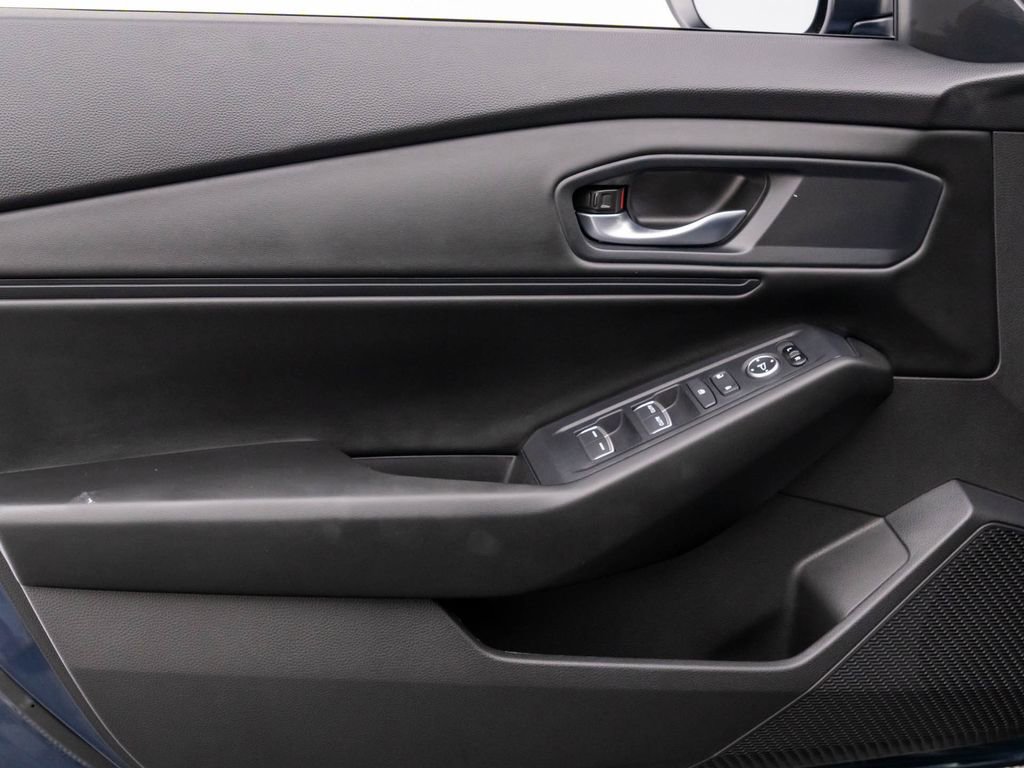 Certified 2025 Honda Accord SE image 12